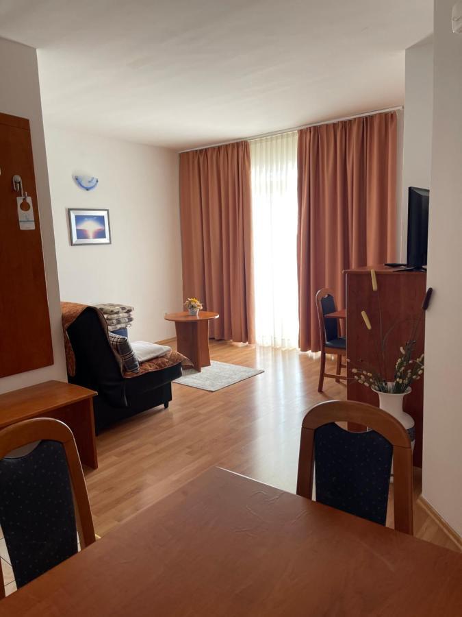 Villa Sunce Podgora Exteriör bild