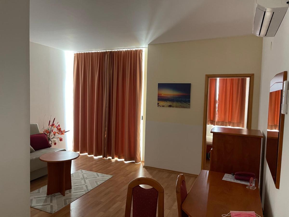 Villa Sunce Podgora Exteriör bild